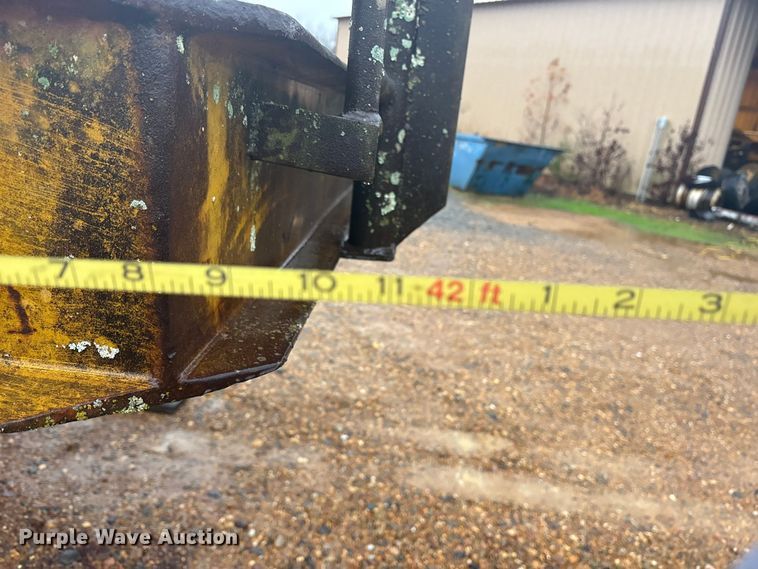 image for item ET7319 1995 Shop built drop deck equipment trailer