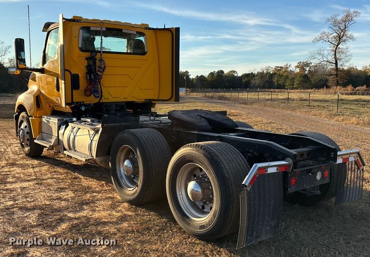 image for item EU2209 2021 International LT625 semi truck