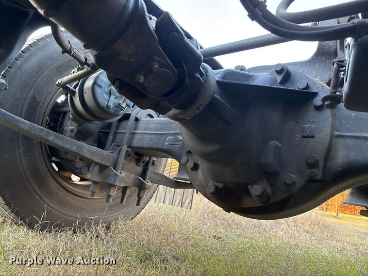 image for item EU2209 2021 International LT625 semi truck