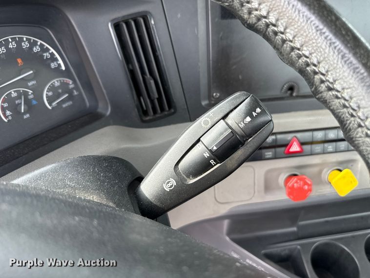 image for item EU5194 2021 Freightliner Cascadia 126 semi truck