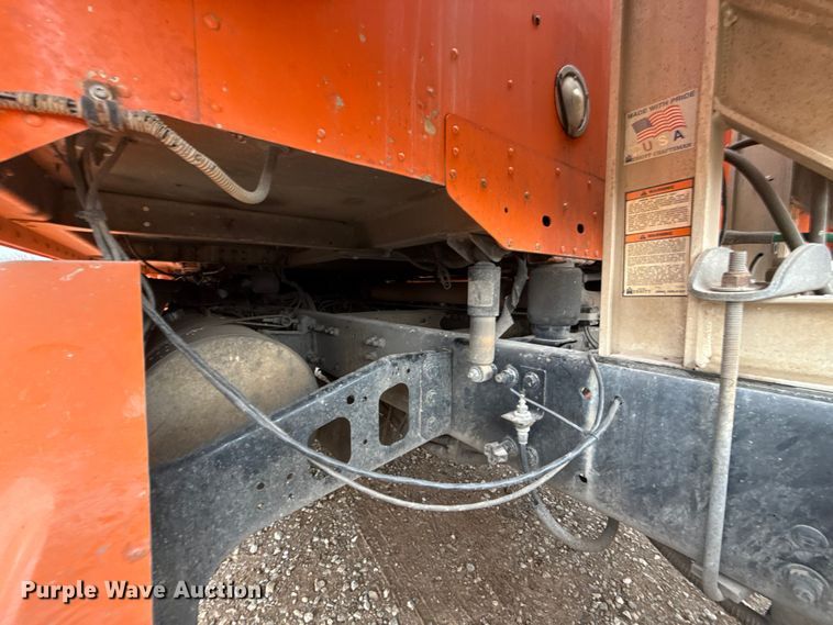 image for item EU5457 2007 Freightliner CST120 semi truck