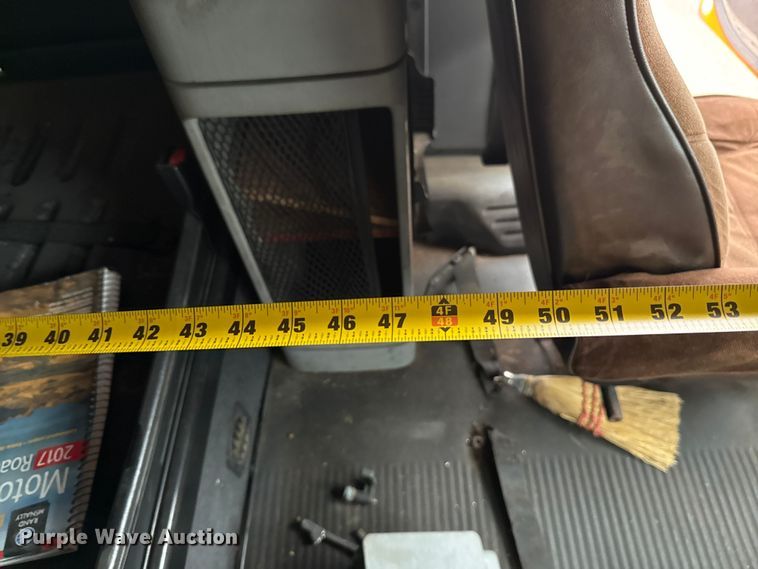 image for item EU5457 2007 Freightliner CST120 semi truck