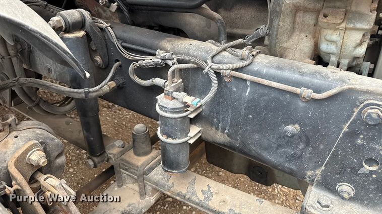 image for item EU5457 2007 Freightliner CST120 semi truck