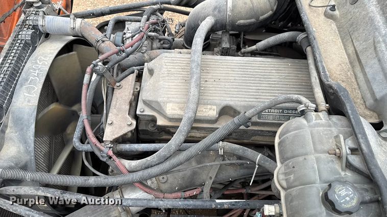 image for item EU5457 2007 Freightliner CST120 semi truck