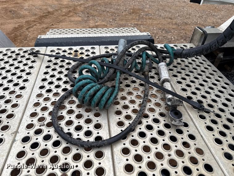 image for item EU5458 1990 Kenworth T800 semi truck