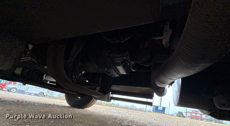 image for item EU5458 1990 Kenworth T800 semi truck