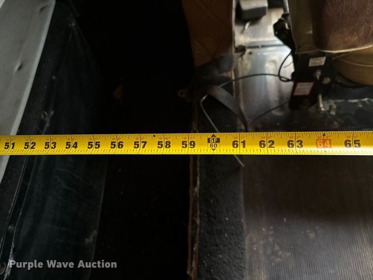 image for item EU5458 1990 Kenworth T800 semi truck