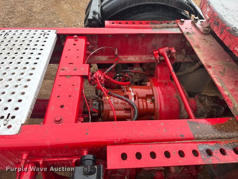 image for item EU5459 2005 International 9200i semi truck