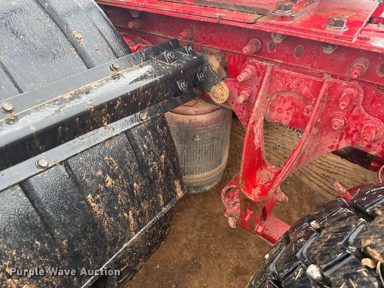 image for item EU5459 2005 International 9200i semi truck