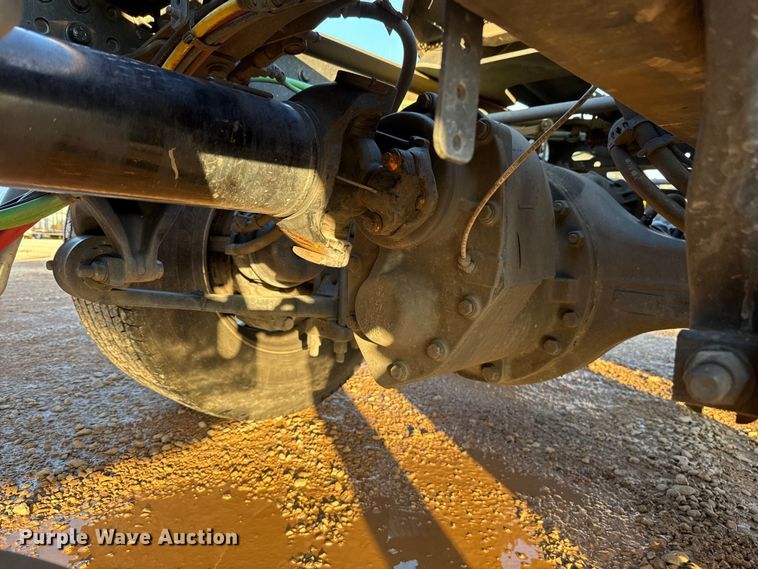 image for item EU5471 2021 Freightliner Cascadia 126 semi truck