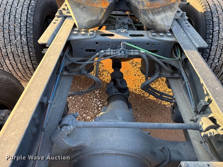 image for item EU5471 2021 Freightliner Cascadia 126 semi truck