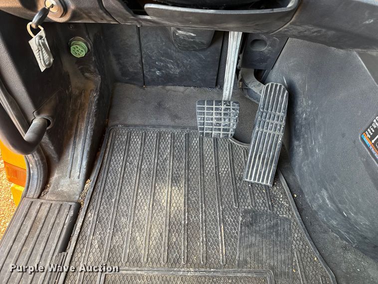 image for item EU5471 2021 Freightliner Cascadia 126 semi truck