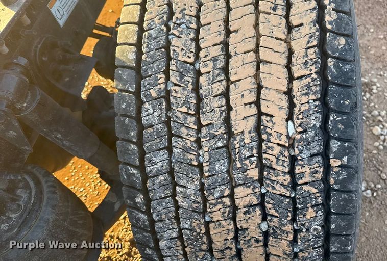 image for item EU5471 2021 Freightliner Cascadia 126 semi truck