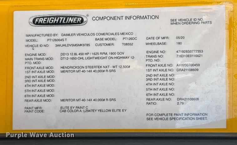 image for item EU5471 2021 Freightliner Cascadia 126 semi truck