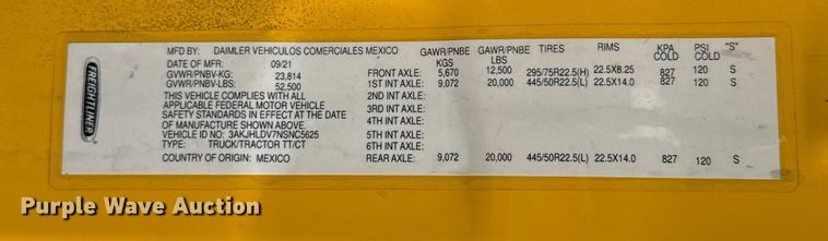 image for item EU5472 2022 Freightliner Cascadia 126 semi truck