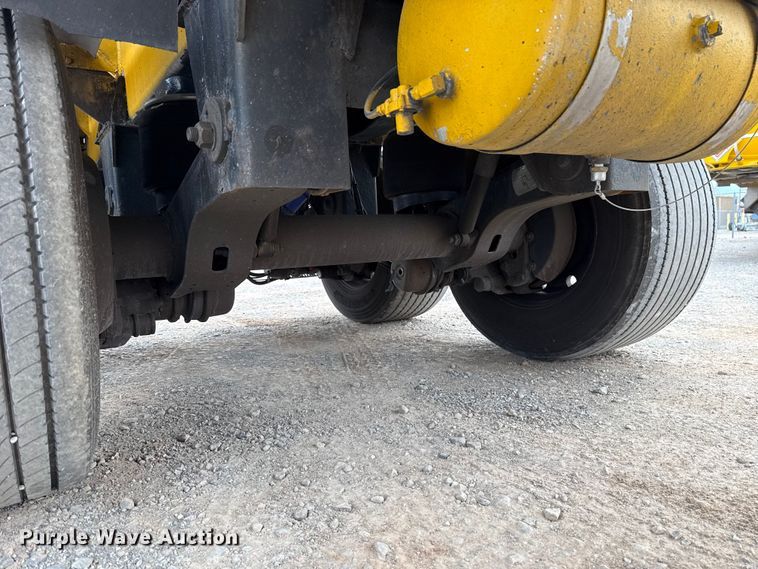 image for item EU5473 2005 Beall BAST-96-3-SB tank trailer