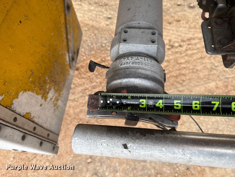 image for item EU5473 2005 Beall BAST-96-3-SB tank trailer