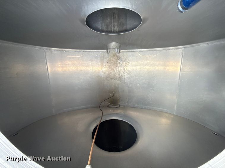 image for item EU5473 2005 Beall BAST-96-3-SB tank trailer