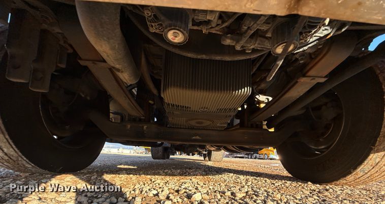 image for item EU5474 2022 Kenworth T680 semi truck