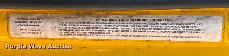 image for item EU5474 2022 Kenworth T680 semi truck