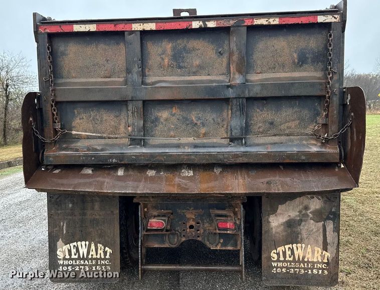 image for item EU5476 2003 Freightliner FLD120 dump truck