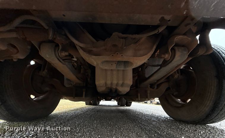 image for item EU5476 2003 Freightliner FLD120 dump truck