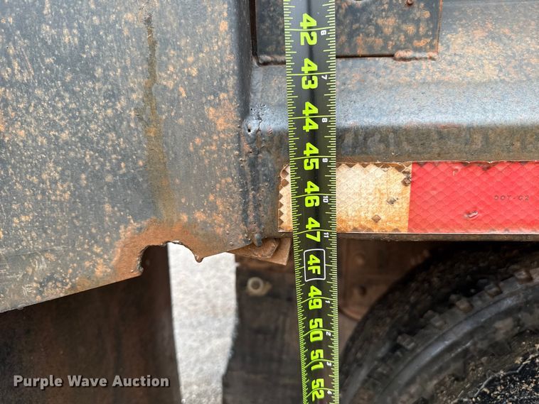 image for item EU5476 2003 Freightliner FLD120 dump truck