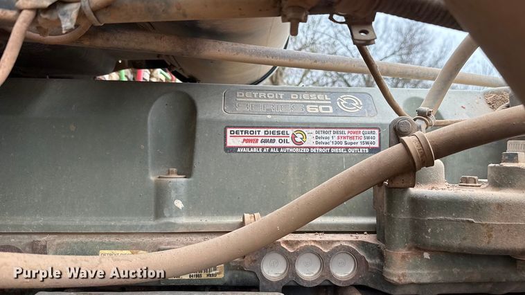 image for item EU5476 2003 Freightliner FLD120 dump truck