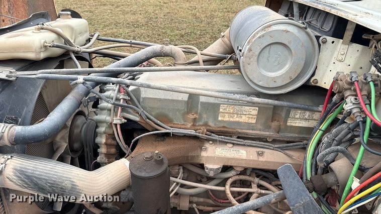 image for item EU5476 2003 Freightliner FLD120 dump truck