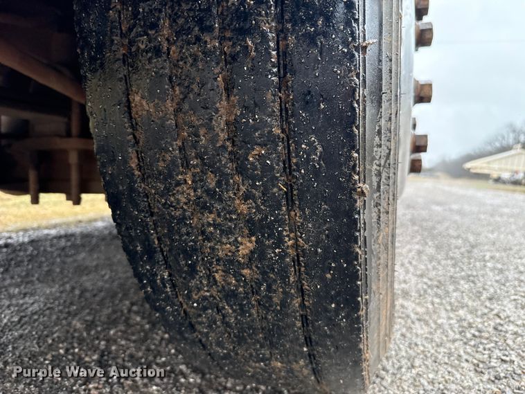 image for item EU5476 2003 Freightliner FLD120 dump truck