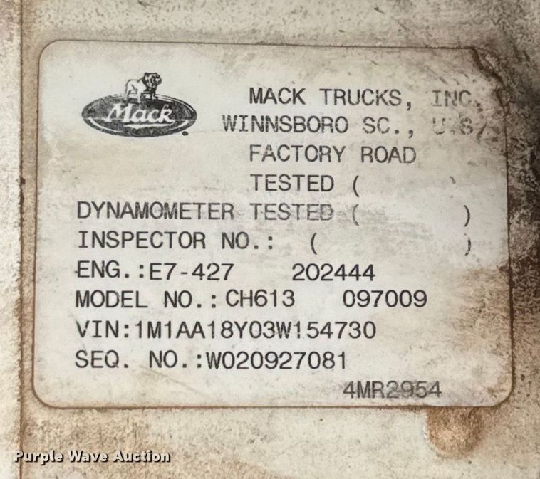 image for item EU5477 2003 Mack CH600 semi truck