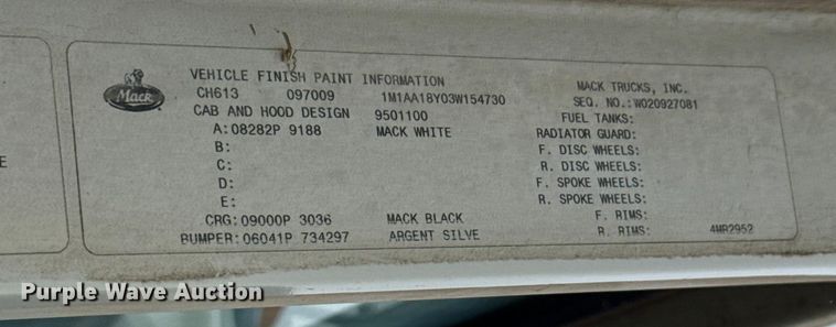 image for item EU5477 2003 Mack CH600 semi truck