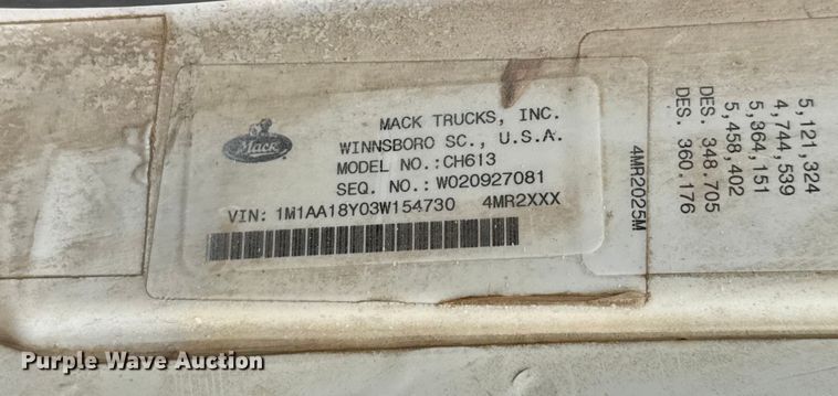 image for item EU5477 2003 Mack CH600 semi truck