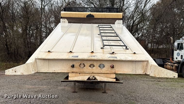 image for item EU5478 2016 CTS BDT-40 bottom dump trailer