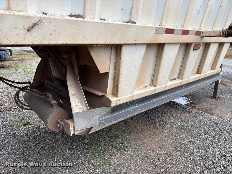 image for item EU5478 2016 CTS BDT-40 bottom dump trailer