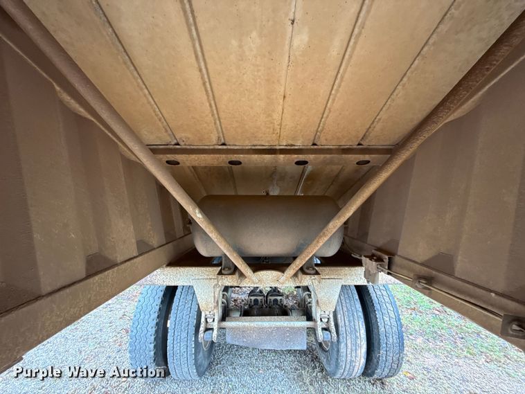 image for item EU5478 2016 CTS BDT-40 bottom dump trailer