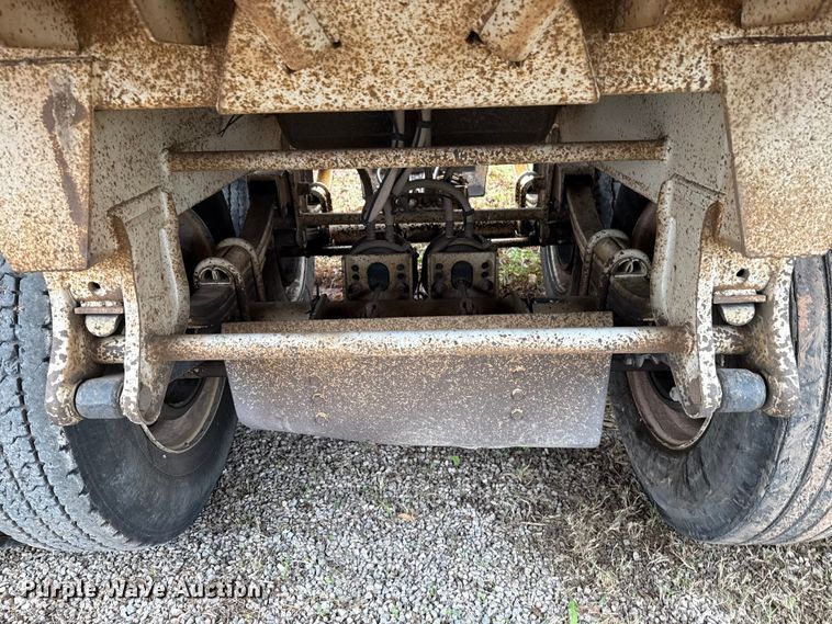 image for item EU5478 2016 CTS BDT-40 bottom dump trailer