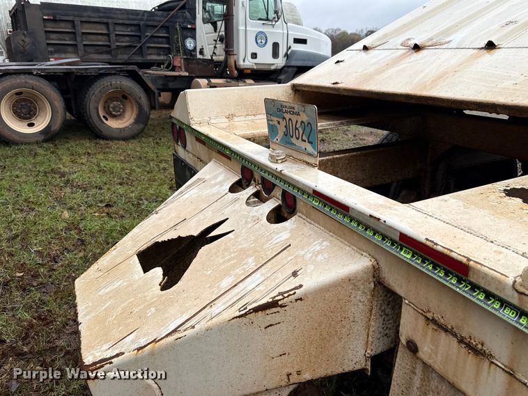 image for item EU5478 2016 CTS BDT-40 bottom dump trailer