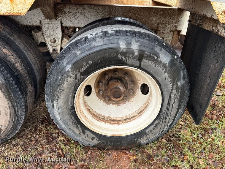 image for item EU5478 2016 CTS BDT-40 bottom dump trailer