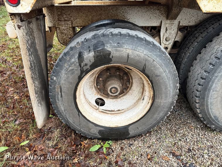 image for item EU5478 2016 CTS BDT-40 bottom dump trailer