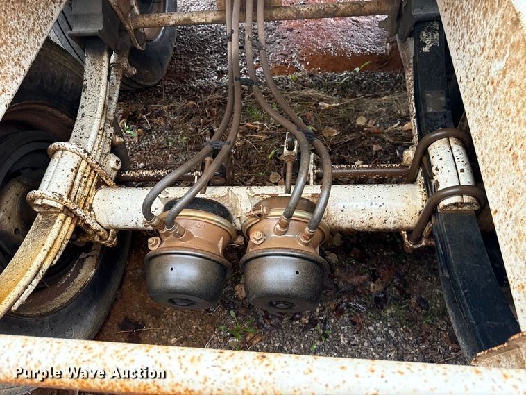 image for item EU5480 2015 Armor Lite SBD-40 bottom dump trailer