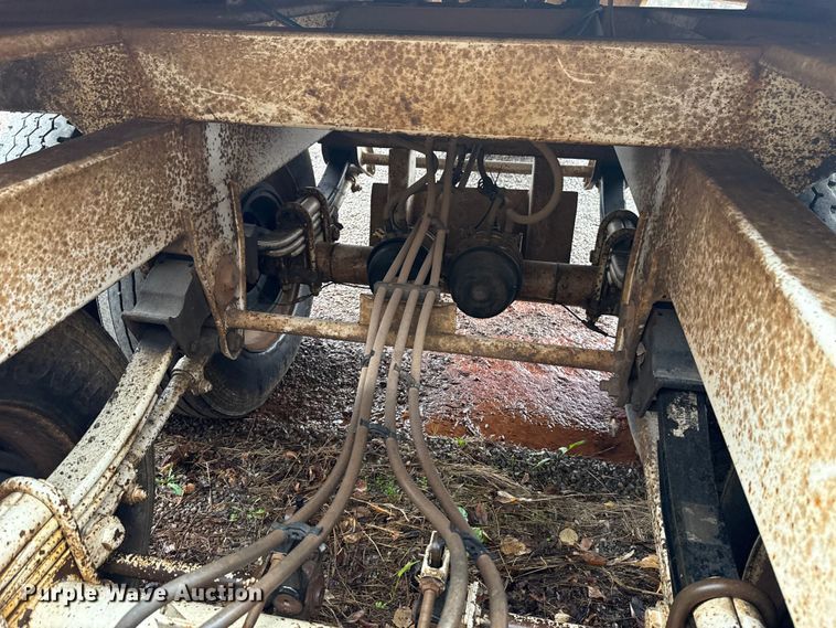 image for item EU5480 2015 Armor Lite SBD-40 bottom dump trailer