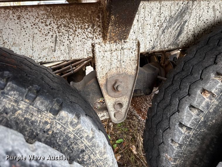 image for item EU5480 2015 Armor Lite SBD-40 bottom dump trailer