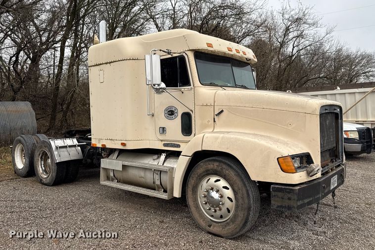 image for item EU5483 1996 Freightliner FLD112 semi truck