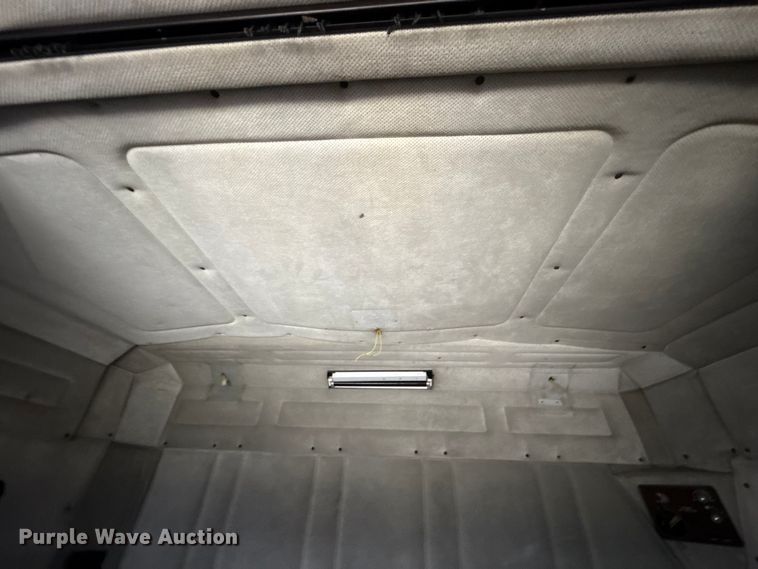 image for item EU5483 1996 Freightliner FLD112 semi truck