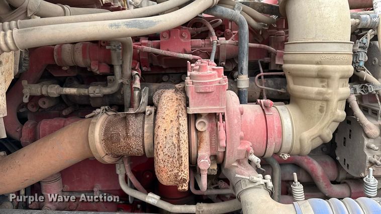 image for item EU5484 2018 Western Star 4900FA semi truck