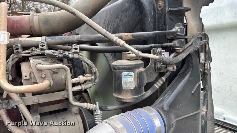 image for item EU5484 2018 Western Star 4900FA semi truck