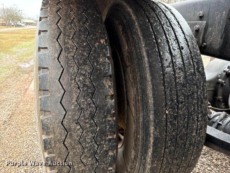 image for item EU5484 2018 Western Star 4900FA semi truck