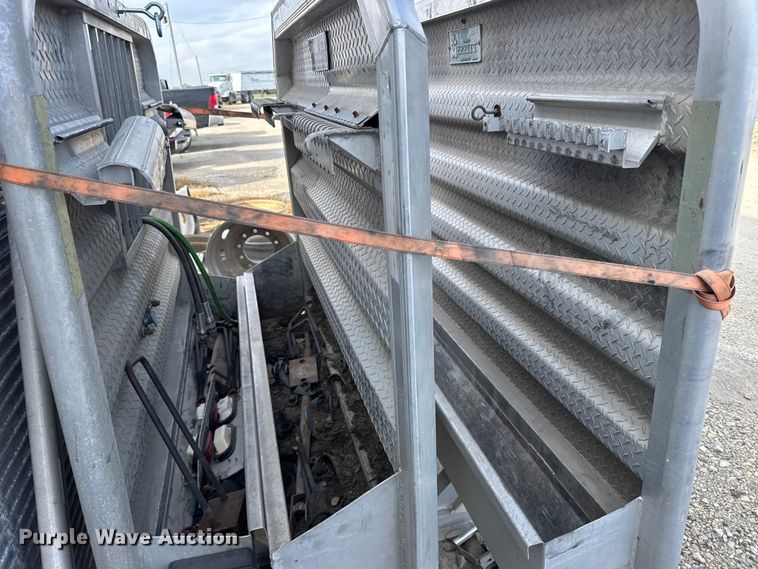 image for item EU6399 (4) truck headache racks