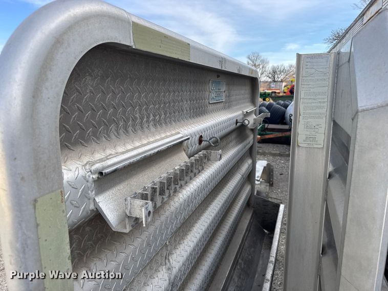 image for item EU6399 (4) truck headache racks